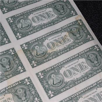1995 Uncut Sheet of 32 US One Dollar Federal Reserve Note