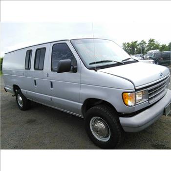 1996 Ford Econoline E350 (Hartford, CT 06114)