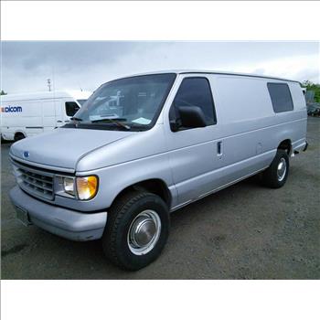 1996 Ford Econoline E350 (Hartford, CT 06114)