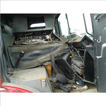 1996 Mack MR688P (Hartford, CT 06114)