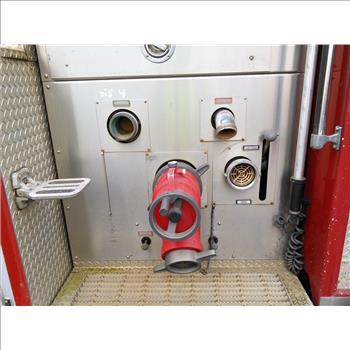 1996 Mack MR688P (Hartford, CT 06114)