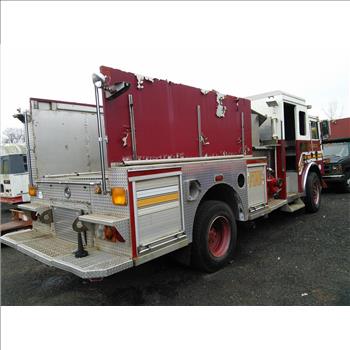1996 Mack MR688P (Hartford, CT 06114)