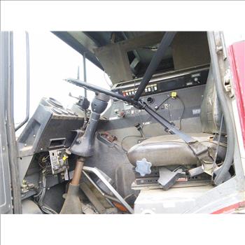 1996 Mack MR688P (Hartford, CT 06114)