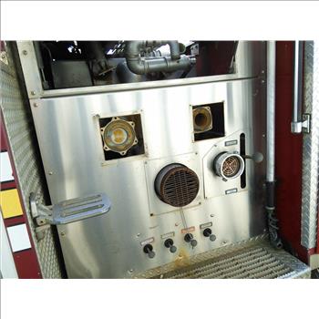 1996 Mack MR688P (Hartford, CT 06114)