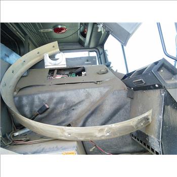 1996 Mack MR688P (Hartford, CT 06114)