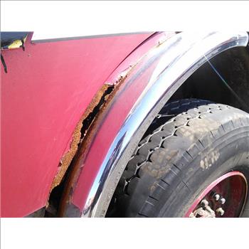 1996 Mack MR688P (Hartford, CT 06114)