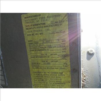 1996 Mack MR688P (Hartford, CT 06114)