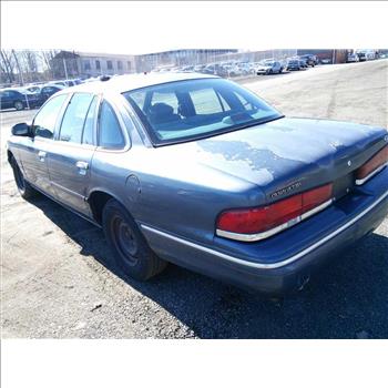 1997 Ford Crown Victoria (Hartford, CT 06114)