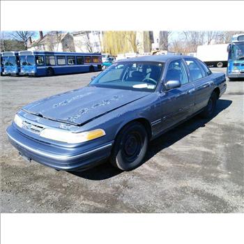 1997 Ford Crown Victoria (Hartford, CT 06114)