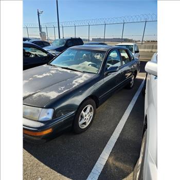 1997 Toyota Avalon (Jamaica, NY 11430)