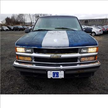 1998 Chevrolet Tahoe (Hartford, CT 06114)