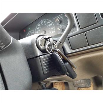 1998 Chevrolet Tahoe (Hartford, CT 06114)