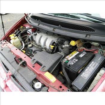 1998 Dodge Grand Caravan (Hartford, CT 06114)