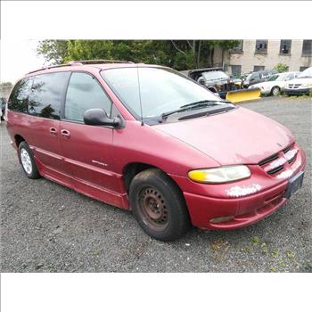 1998 Dodge Grand Caravan (Hartford, CT 06114)