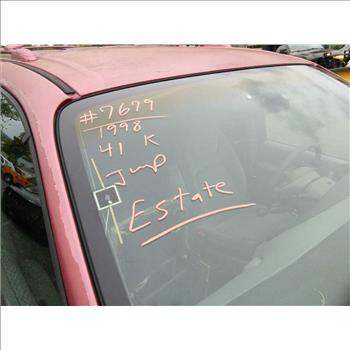 1998 Dodge Grand Caravan (Hartford, CT 06114)