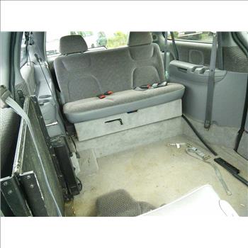 1998 Dodge Grand Caravan (Hartford, CT 06114)
