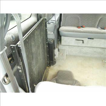 1998 Dodge Grand Caravan (Hartford, CT 06114)