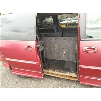1998 Dodge Grand Caravan (Hartford, CT 06114)