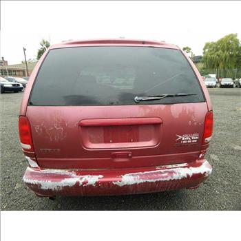 1998 Dodge Grand Caravan (Hartford, CT 06114)