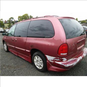 1998 Dodge Grand Caravan (Hartford, CT 06114)