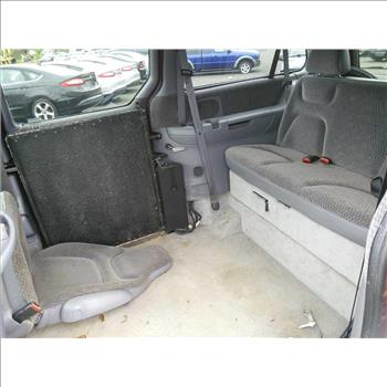 1998 Dodge Grand Caravan (Hartford, CT 06114)