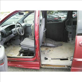 1998 Dodge Grand Caravan (Hartford, CT 06114)