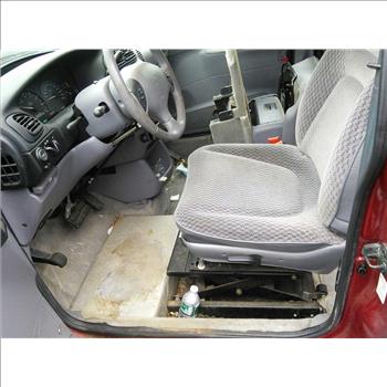 1998 Dodge Grand Caravan (Hartford, CT 06114)