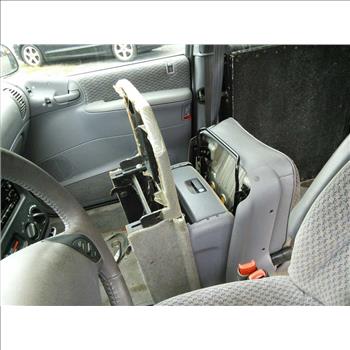 1998 Dodge Grand Caravan (Hartford, CT 06114)
