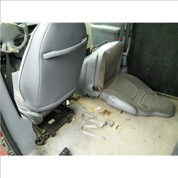 1998 Dodge Grand Caravan (Hartford, CT 06114)