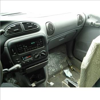 1998 Dodge Grand Caravan (Hartford, CT 06114)