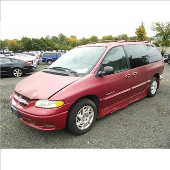 1998 Dodge Grand Caravan (Hartford, CT 06114)