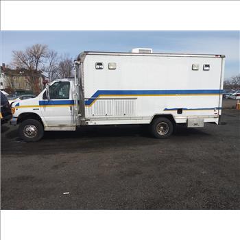 1998 Ford E-450 (Hartford, CT 06114)