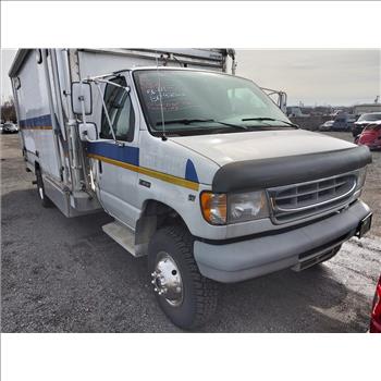 1998 Ford E-450 (Hartford, CT 06114)