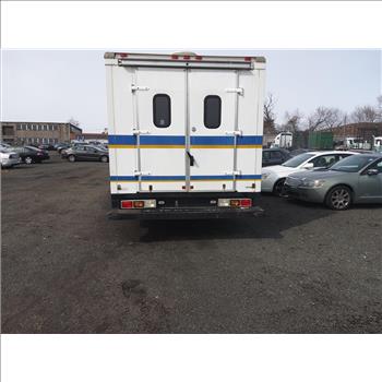 1998 Ford E-450 (Hartford, CT 06114)