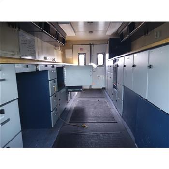 1998 Ford E-450 (Hartford, CT 06114)