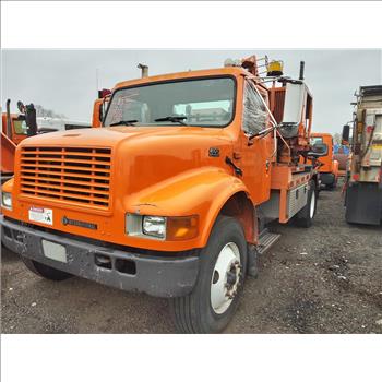 1998 International 4900 (Hartford, CT 06114)