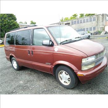 1999 Chevrolet Astro Van (Hartford, CT 06114)