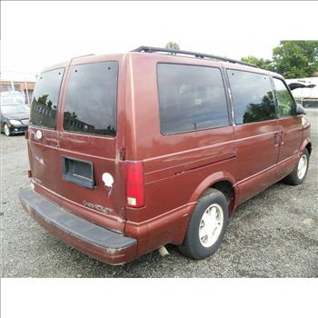 1999 Chevrolet Astro Van (Hartford, CT 06114)