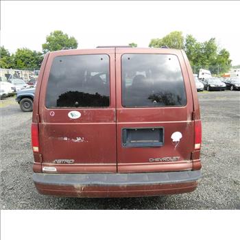 1999 Chevrolet Astro Van (Hartford, CT 06114)