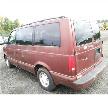 1999 Chevrolet Astro Van (Hartford, CT 06114)