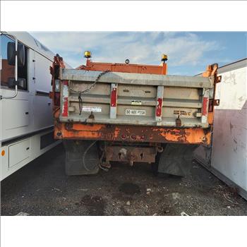 1999 Freightliner FL80 (Hartford, CT 06114)