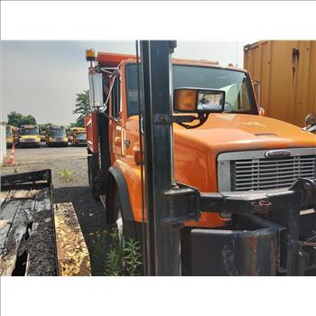 1999 Freightliner FL80 (Hartford, CT 06114)