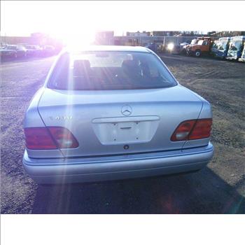 1999 Mercedes E430 (Hartford, CT 06114)