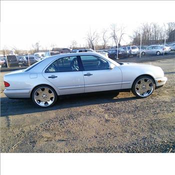 1999 Mercedes E430 (Hartford, CT 06114)
