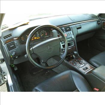 1999 Mercedes E430 (Hartford, CT 06114)