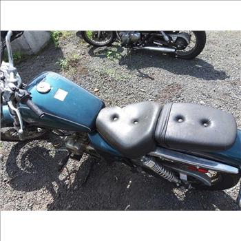 1999 Suzuki GZ250 (Hartford, CT 06114)