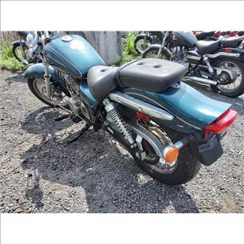 1999 Suzuki GZ250 (Hartford, CT 06114)