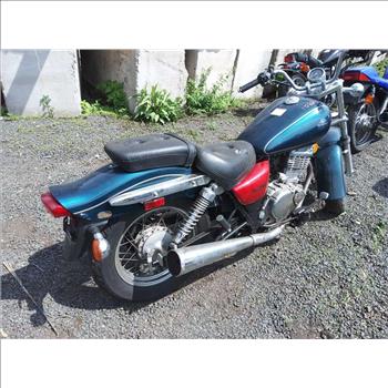 1999 Suzuki GZ250 (Hartford, CT 06114)