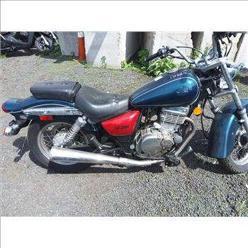 1999 Suzuki GZ250 (Hartford, CT 06114)