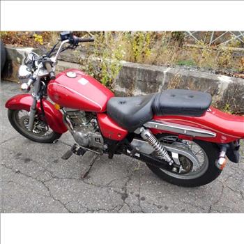 1999 Suzuki GZ250 (Hartford, CT 06114)